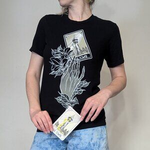 Tangled Rapunzel Tarot Shirt & Card - Main Parade Disney - size Small